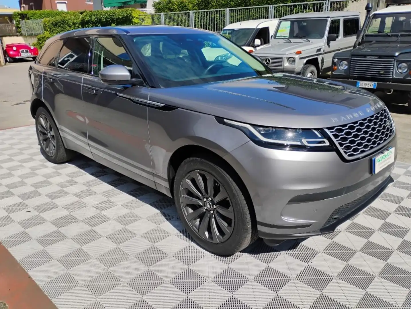 Land Rover Range Rover Velar 2.0D I4 204 CV SE Gris - 1