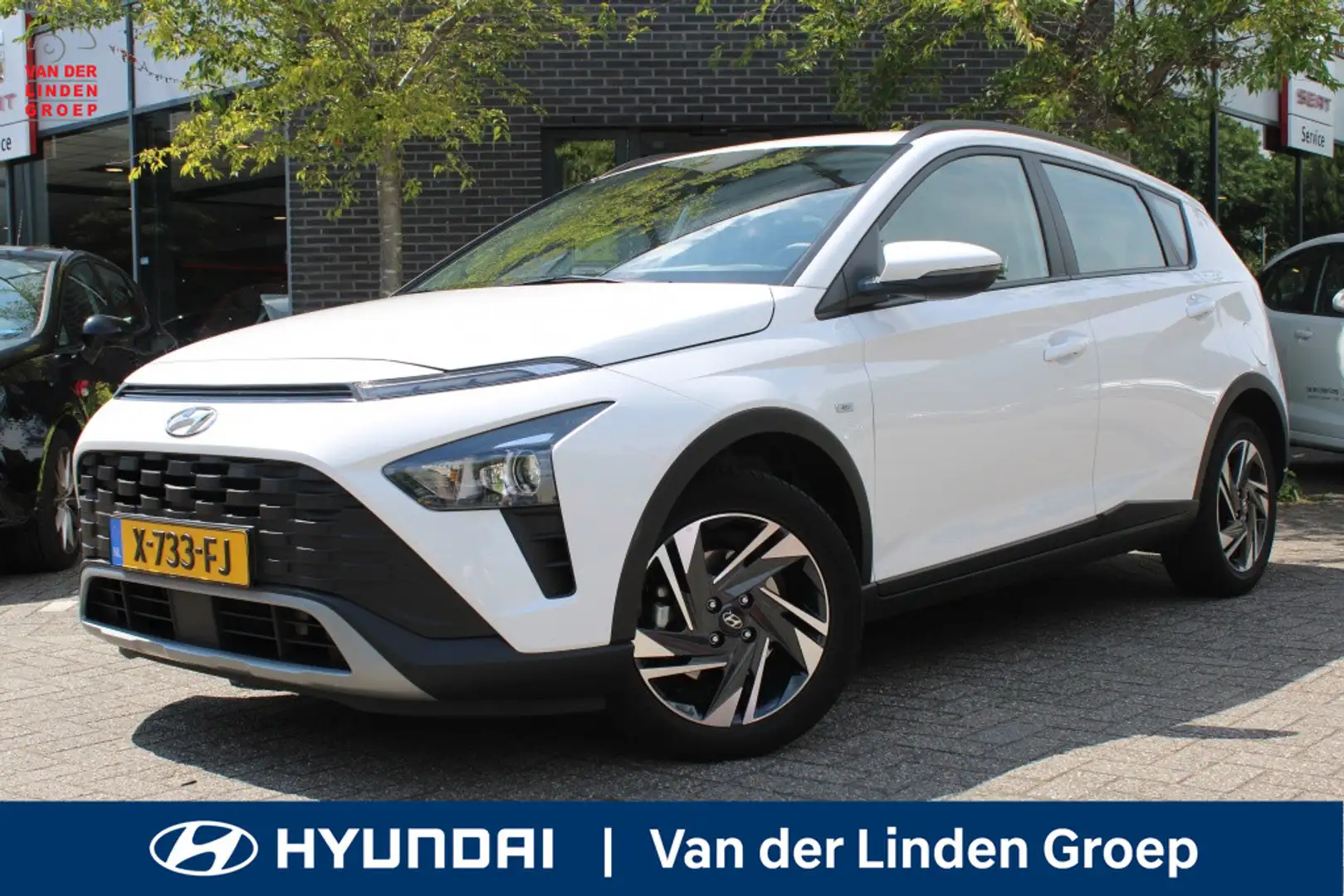 Hyundai BAYON 1.0 T-GDi Comf. Smart Aut. Navi/Pdc/Cam/Carplay/ " Weiß - 1