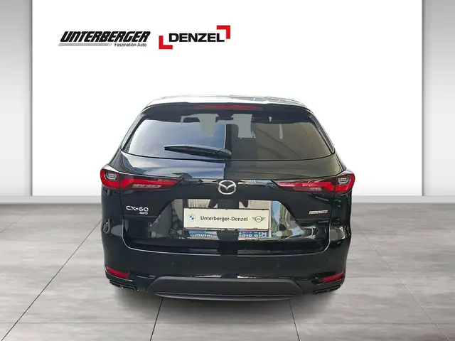 Mazda CX-60 view 4