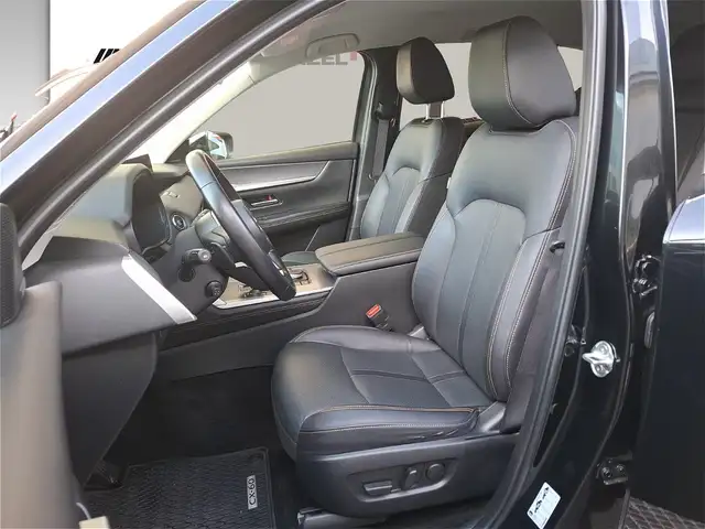 Mazda CX-60 view 9