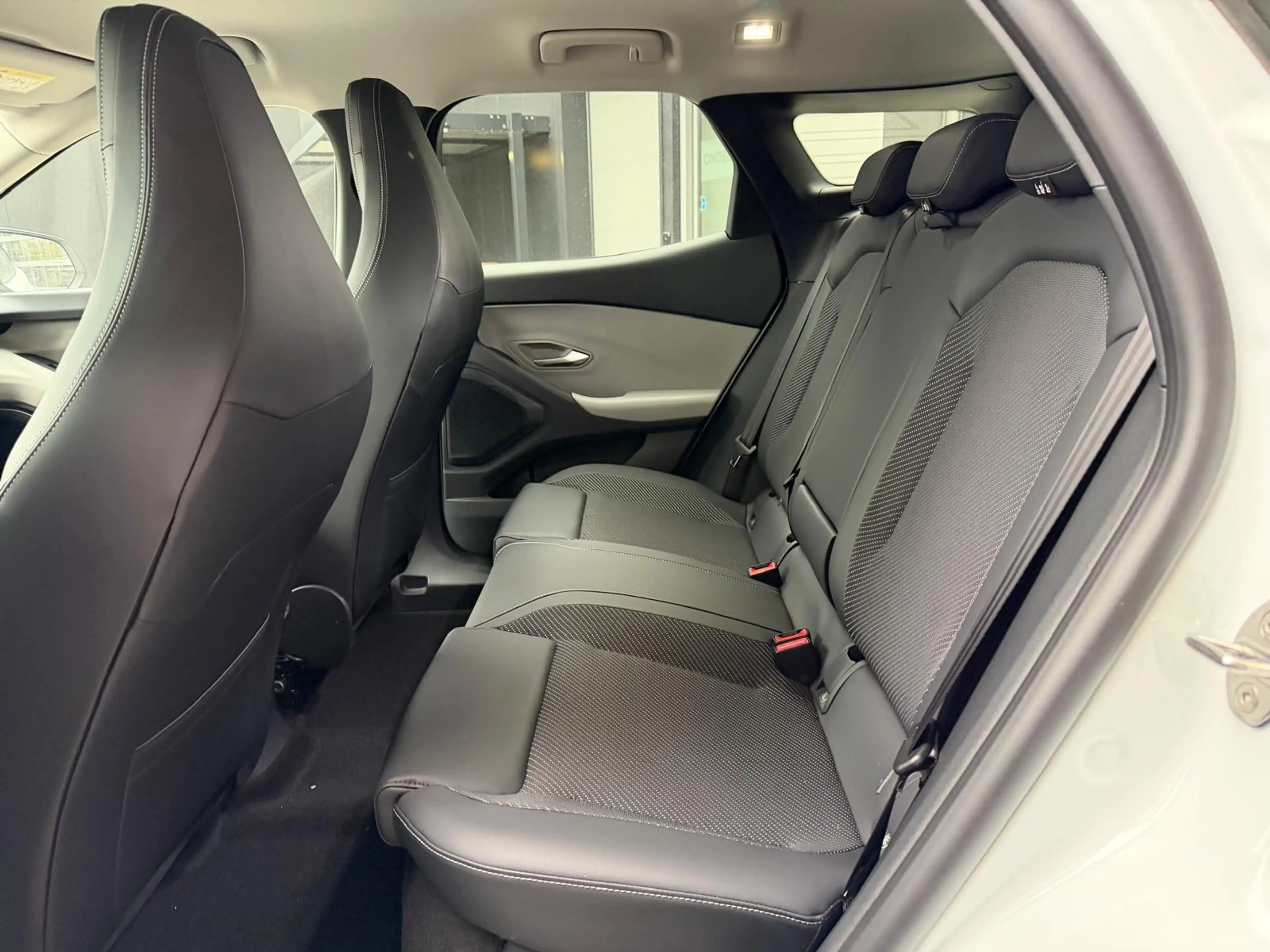 Ford Explorer Standard Range RWD 52 kWh | Adaptive Cruise C. | 1 — photo 7