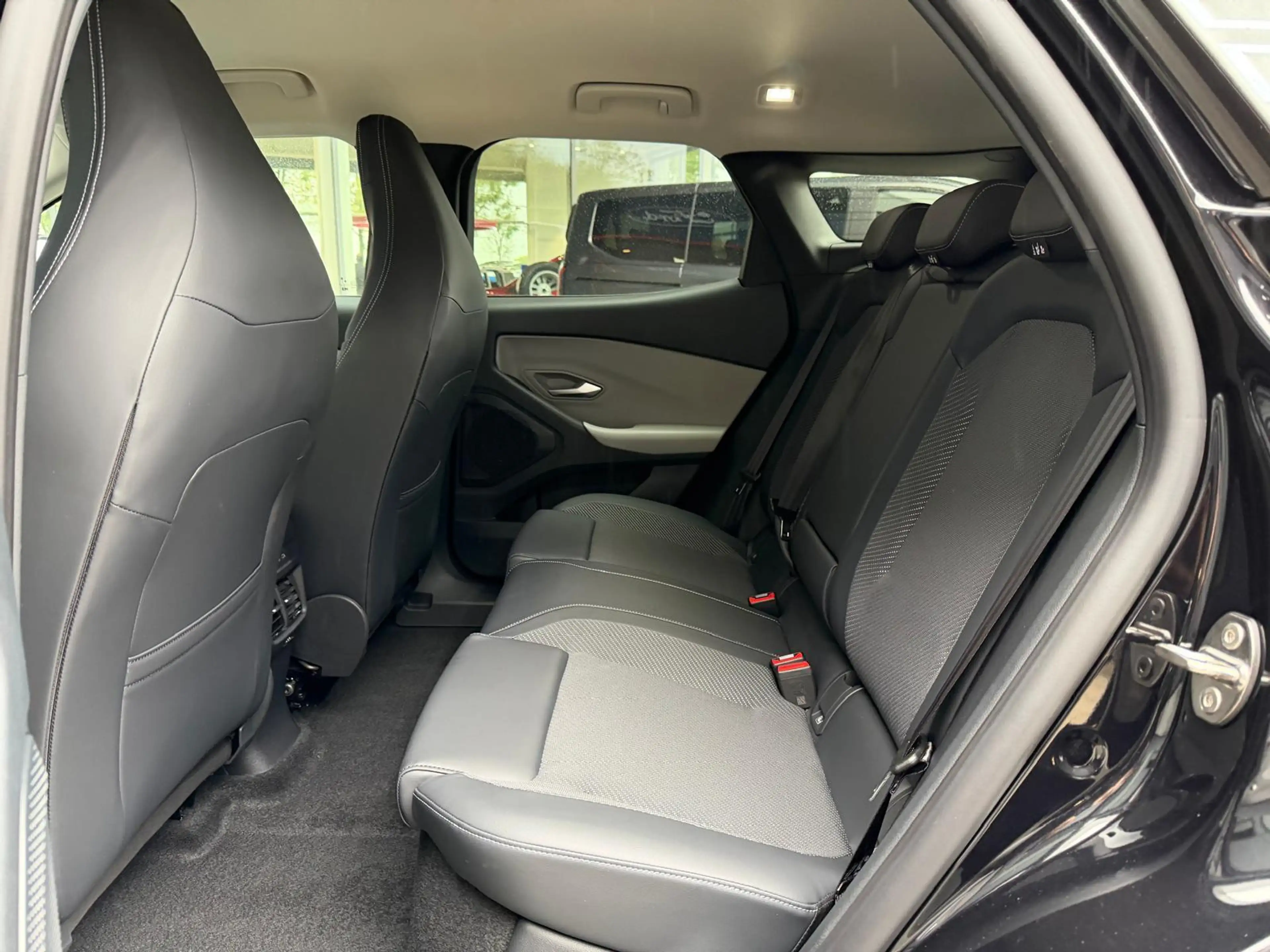 Ford Explorer Standard Range RWD 52 kWh | Adaptive Cruise C. | 1 — photo 8