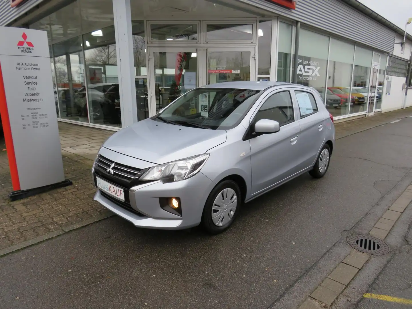 Mitsubishi Space Star Select 1.2 Silber - 1