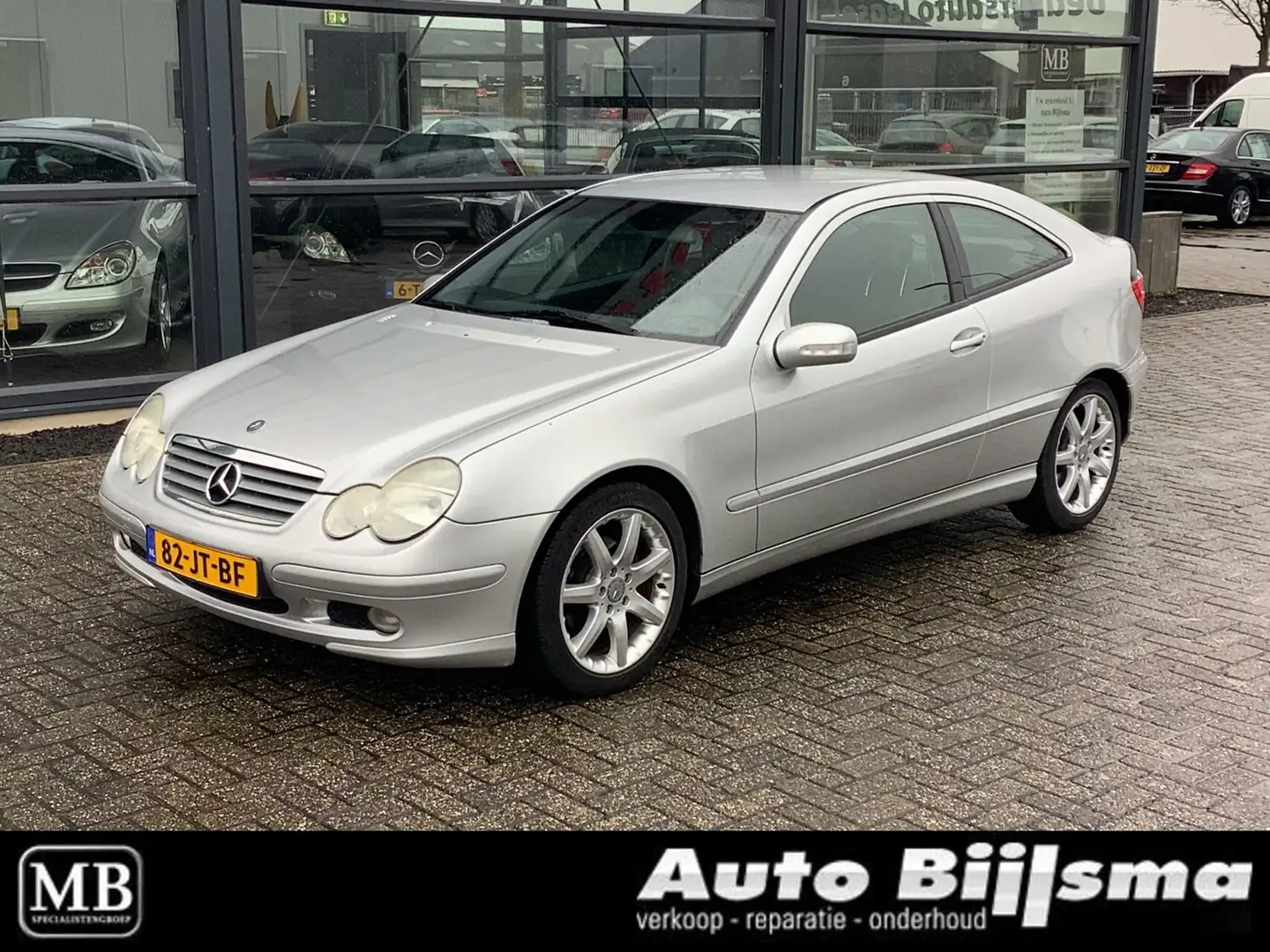 Mercedes-Benz C 200 Sportcoupé K. Gris - 1