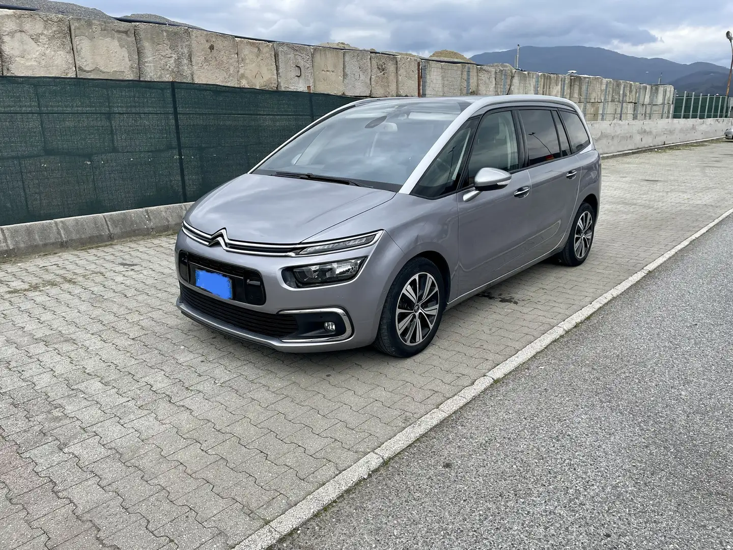 Citroen Grand C4 Picasso 1.6 bluehdi Business s&s 120cv eat6 - 1