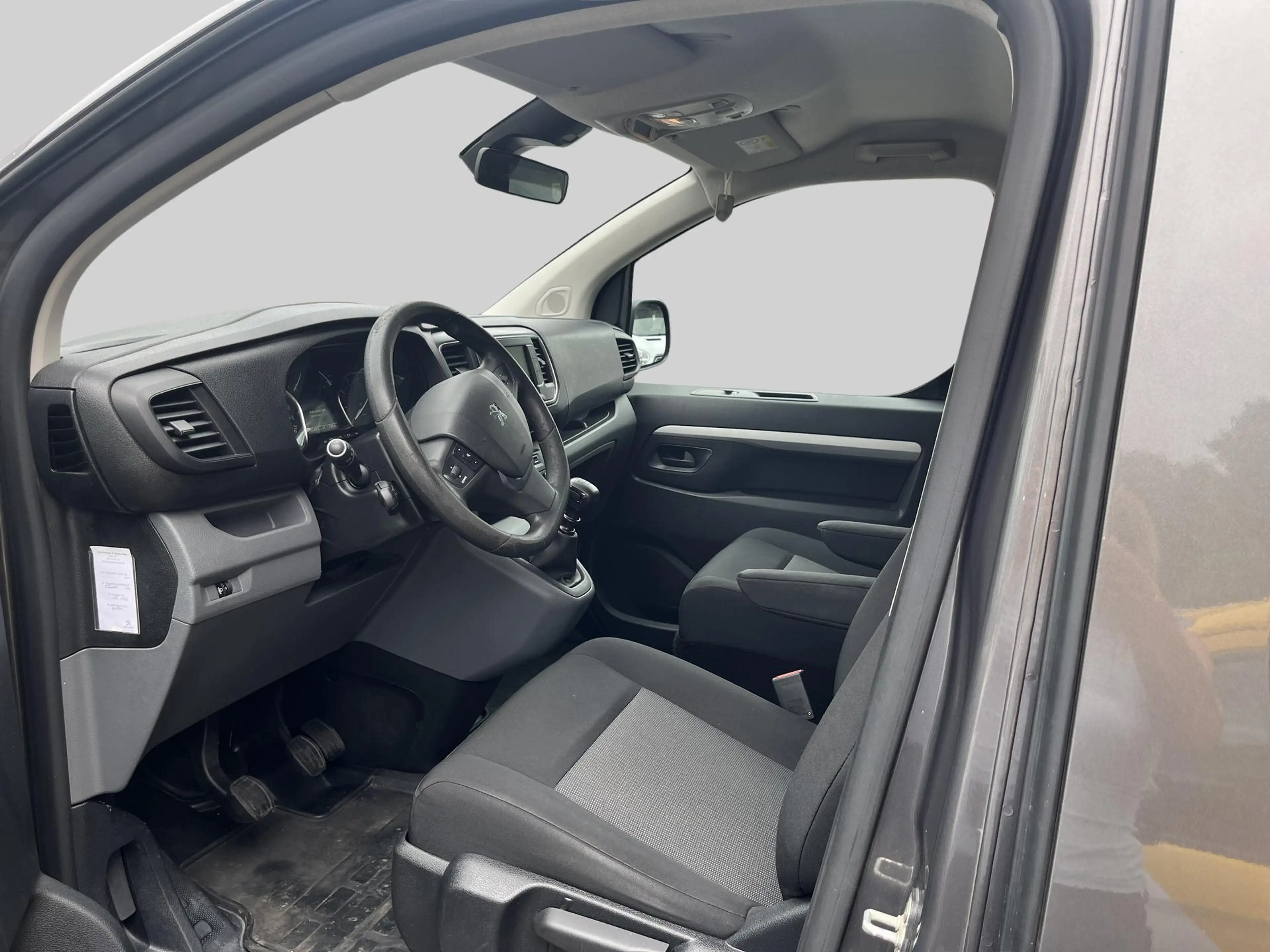 Peugeot Expert Long Premium L3 - 5 Zit - Trekhaak — photo 8