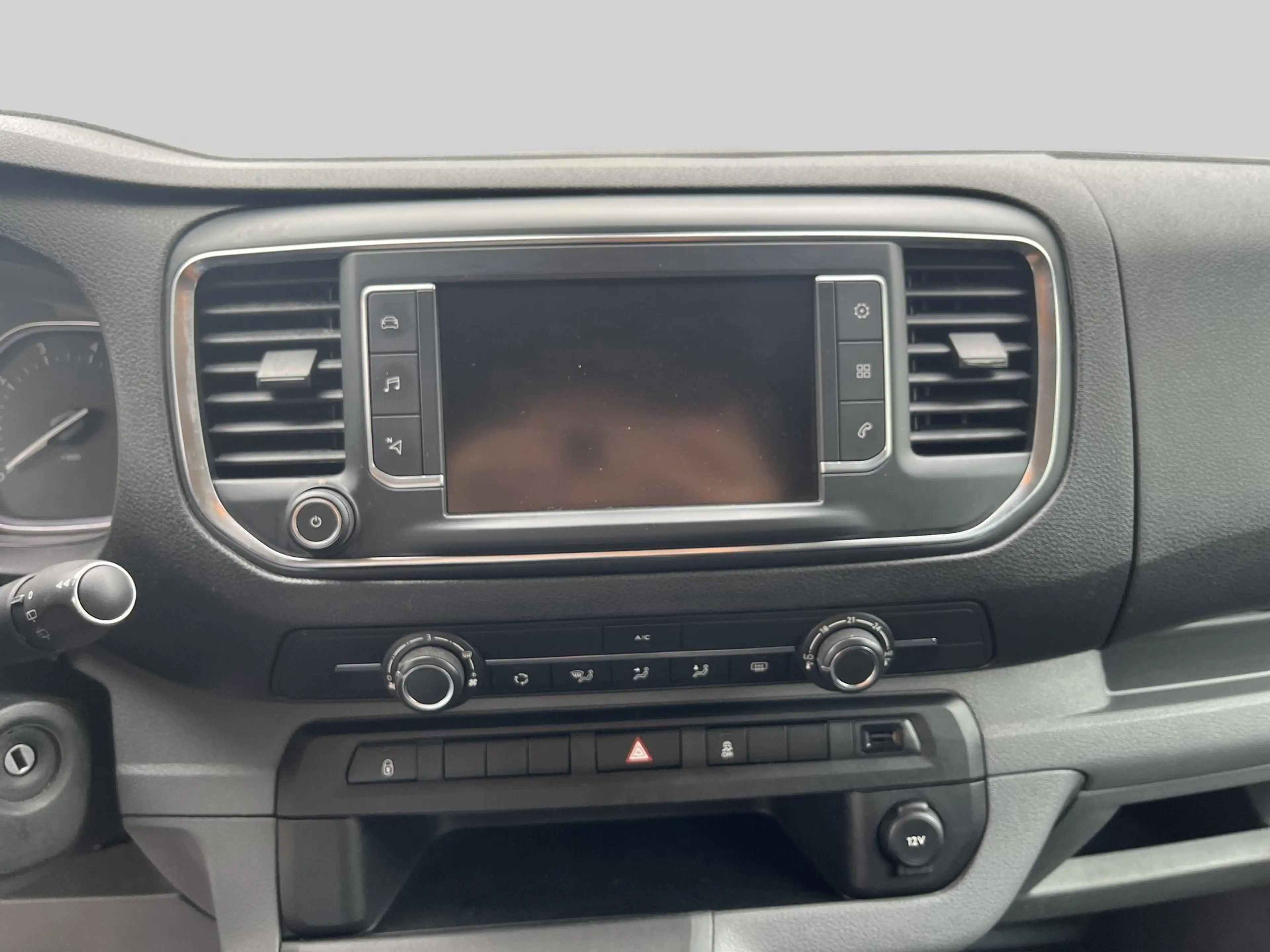 Peugeot Expert Long Premium L3 - 5 Zit - Trekhaak — photo 11