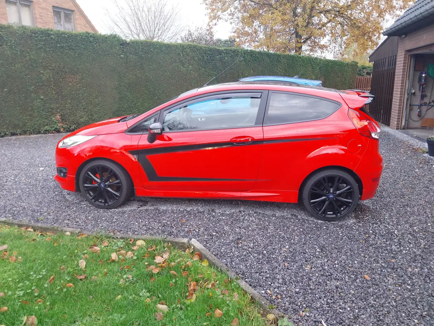 Ford Fiesta 1.0 EcoBoost Red Edition S/S Rouge - 1