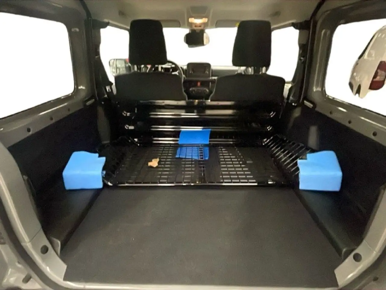 Suzuki Jimny 1.5 5MT PRO (N1) 9