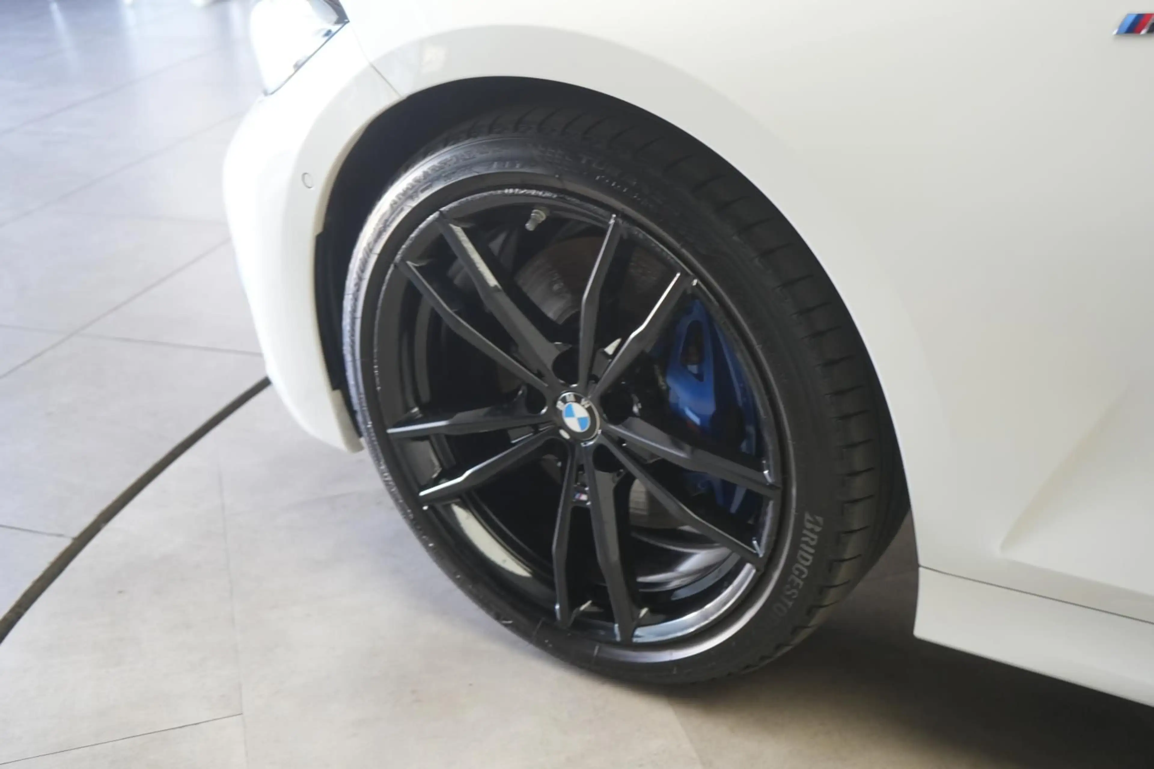 BMW 330 d Touring xDrive M Sport CarPlay/HUD/Temp/36 — photo 15