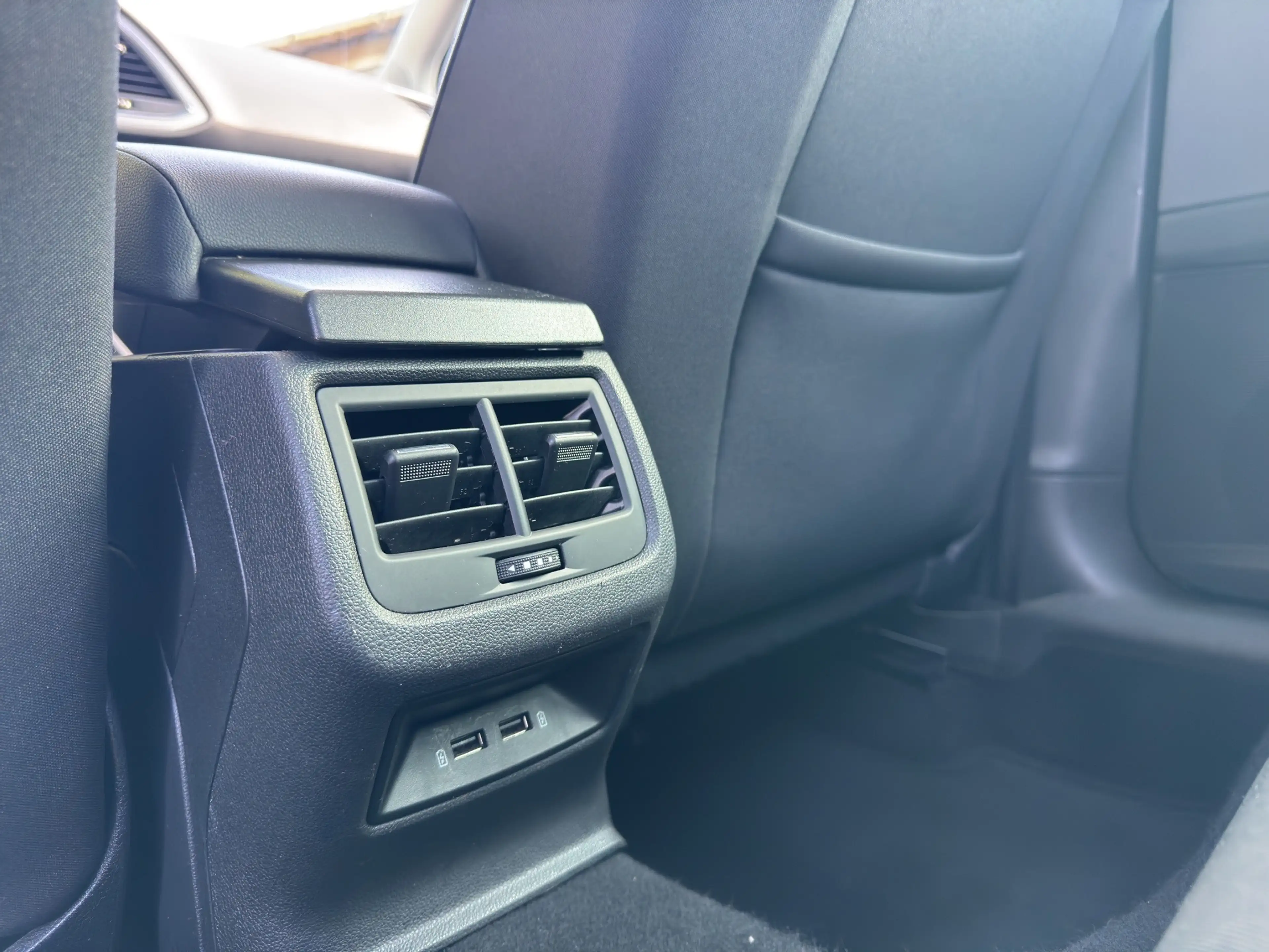 SEAT Leon Xcellence — photo 14