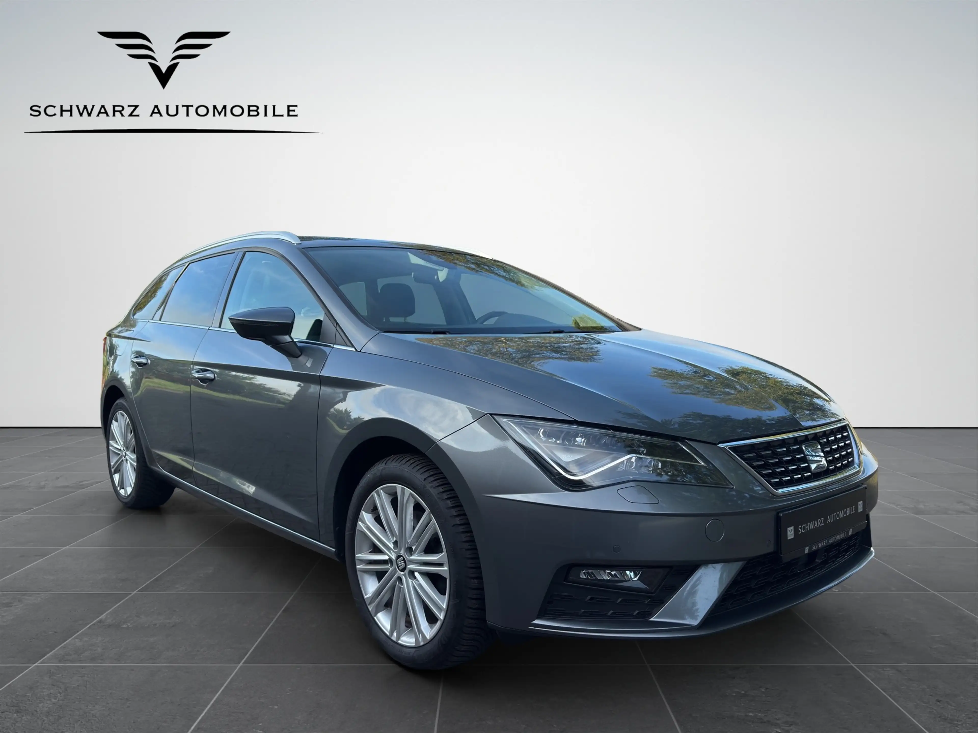 SEAT Leon Xcellence — photo 3
