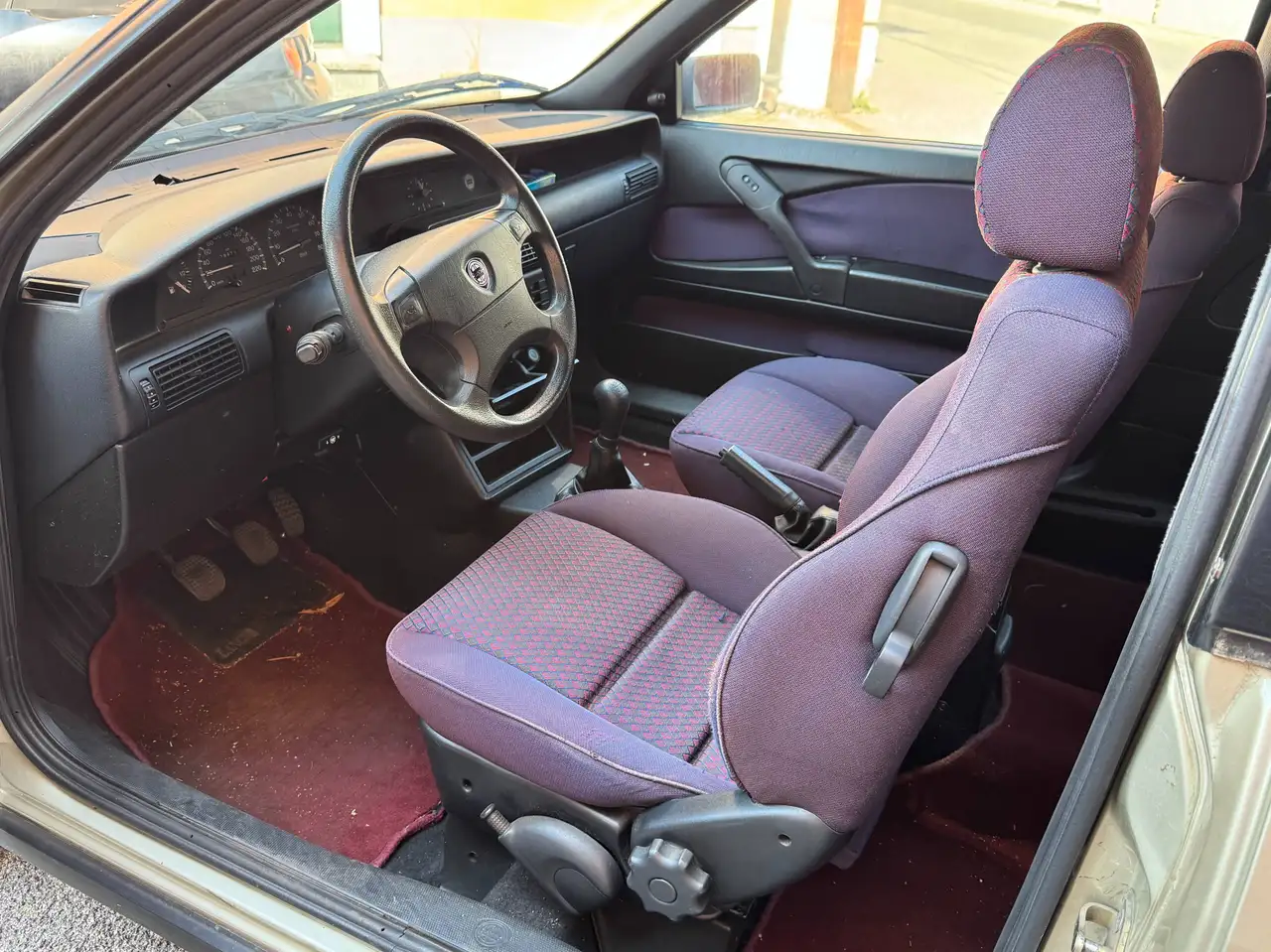 Lancia Delta HPE 1.6 - 1 PROPRIETARIO - CLIMA, foto 5