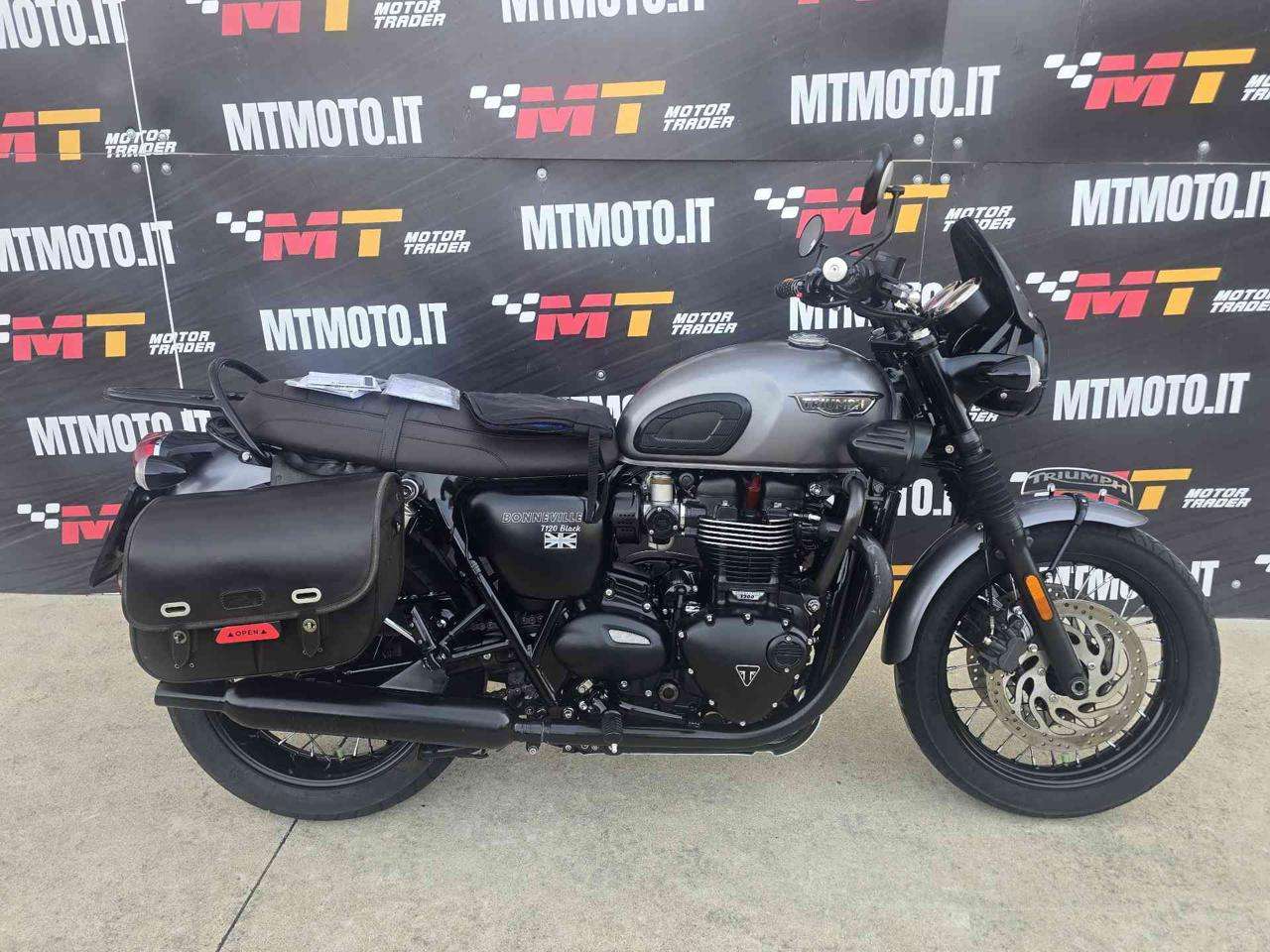 Triumph Bonneville T120 Video 360