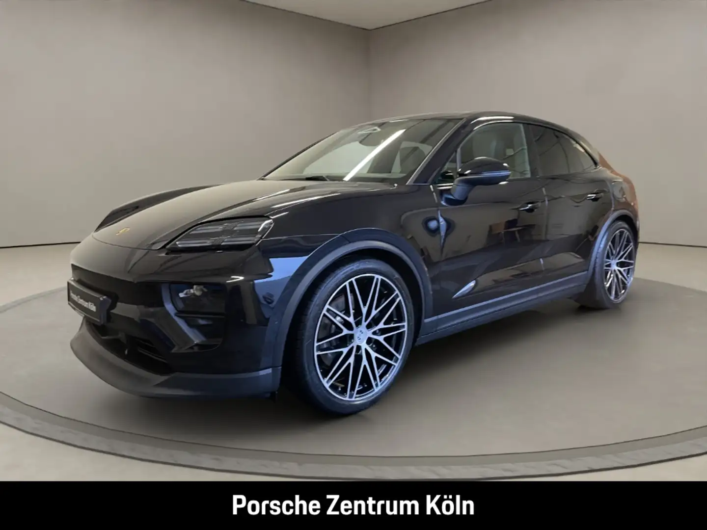 Porsche Macan 4S Electric InnoDrive LED-Matrix Luftfederung BOSE Schwarz - 1