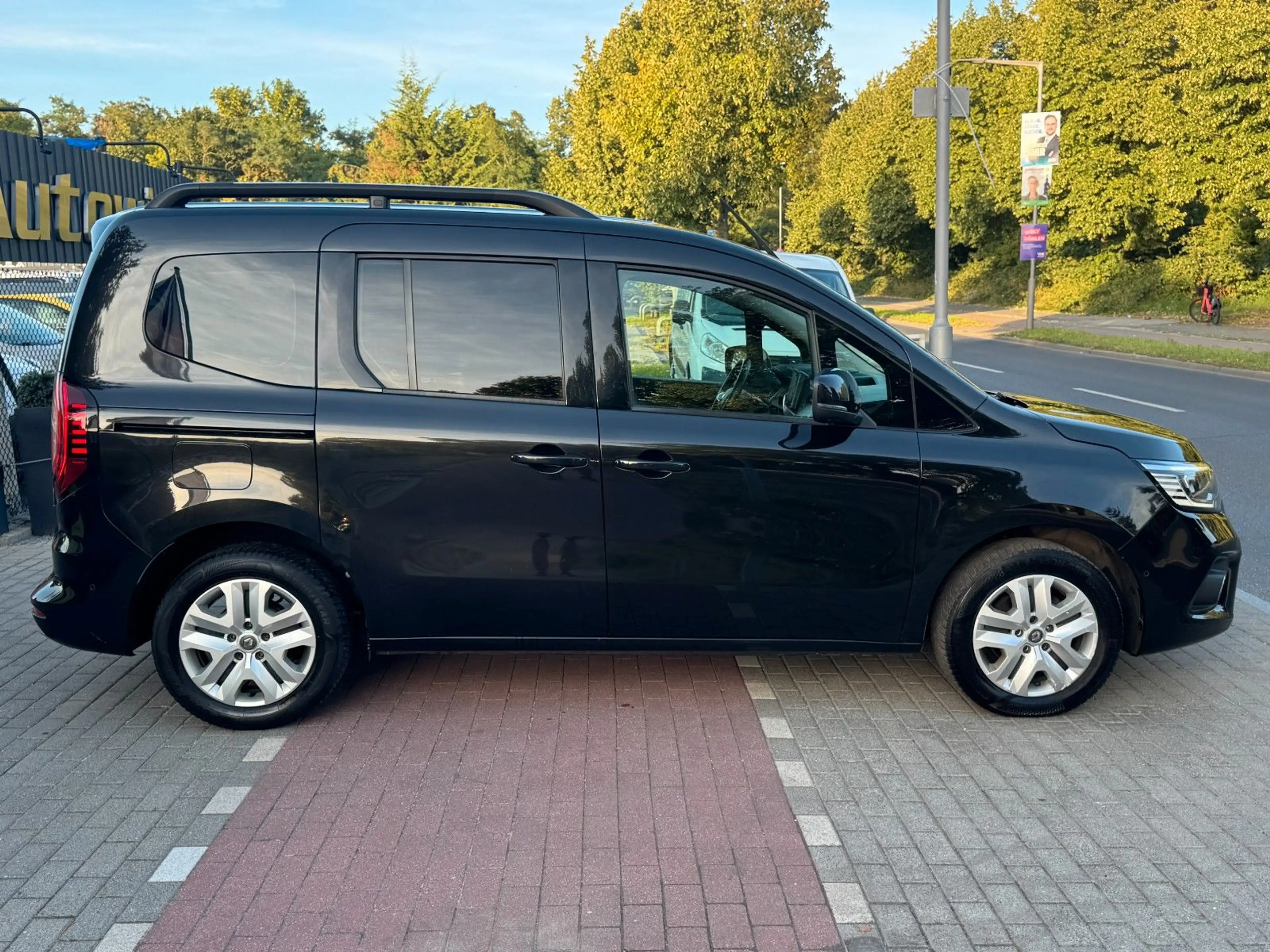 Renault Kangoo III Edition One*LED*NAVI*PDC*KAMERA* — photo 4