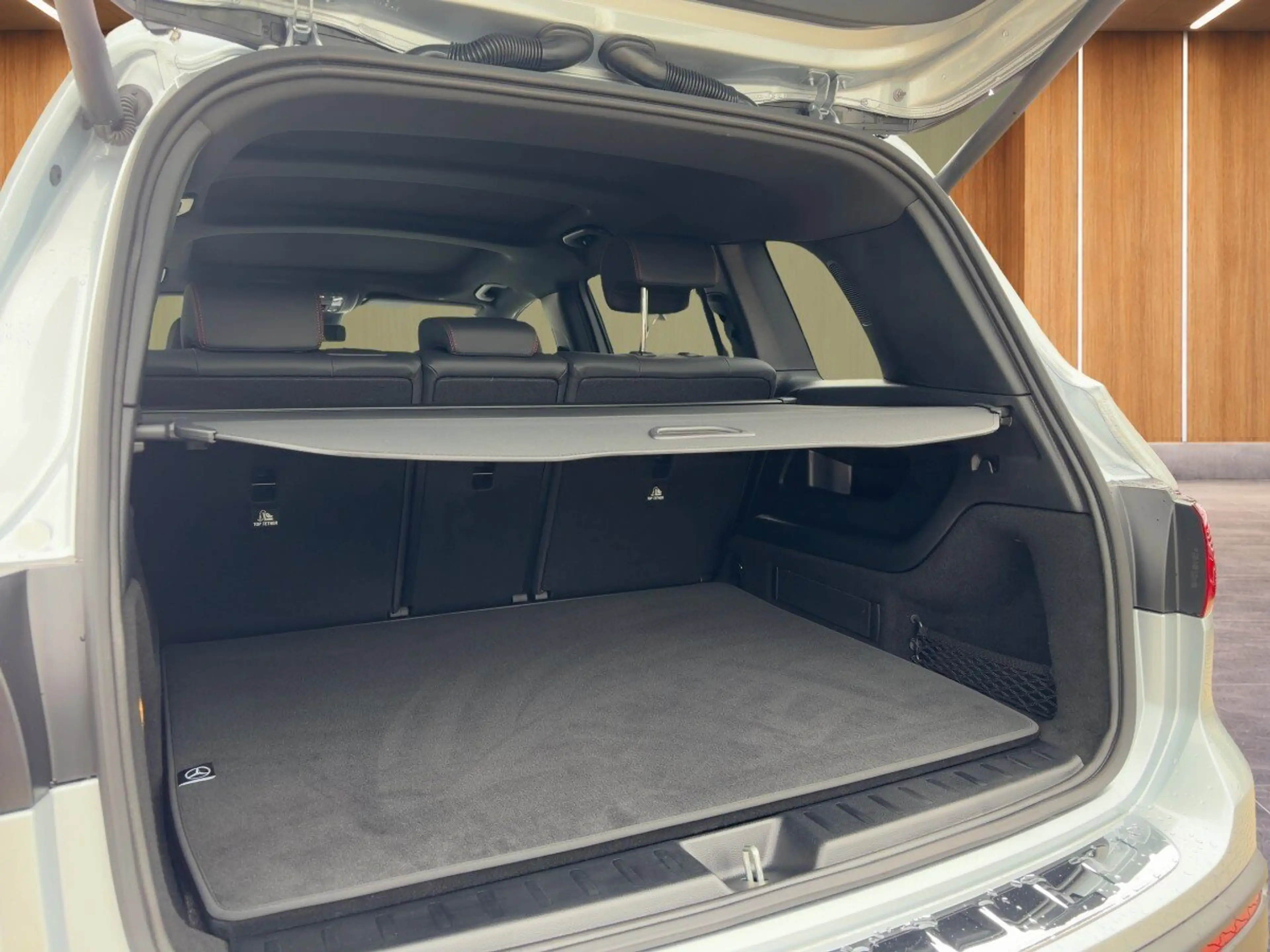Mercedes-Benz EQB 250 EQB 250+ AMG+PANO+DISTR+360+KEYGO+AHK+KED+TOTWIN — photo 5