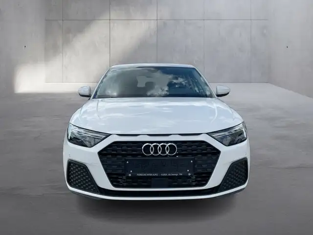 Audi A1 view 7