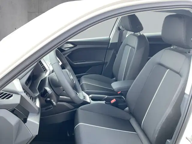 Audi A1 view 9