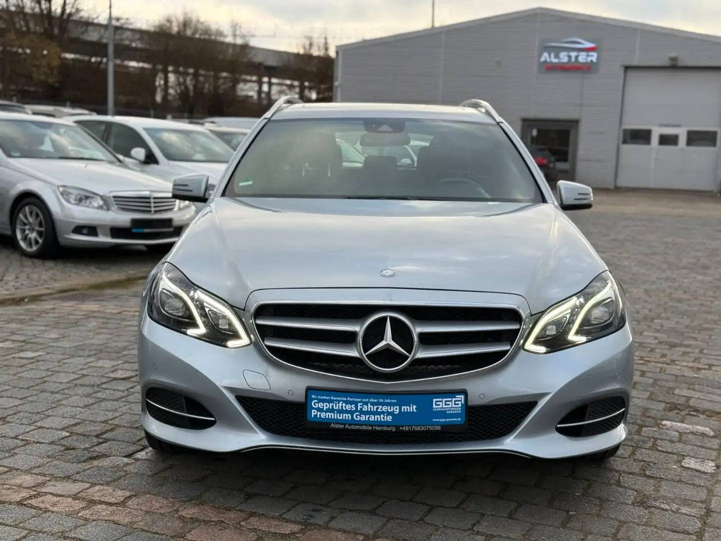 Mercedes-Benz E 220 E -Klasse T-Modell 2,2 CDI BlueEfficiency Silber - 2