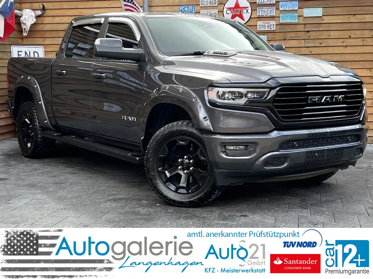 Dodge RAM 1500 5,7L OFFROAD 4x4 AHK Leder LPG Grau - 1