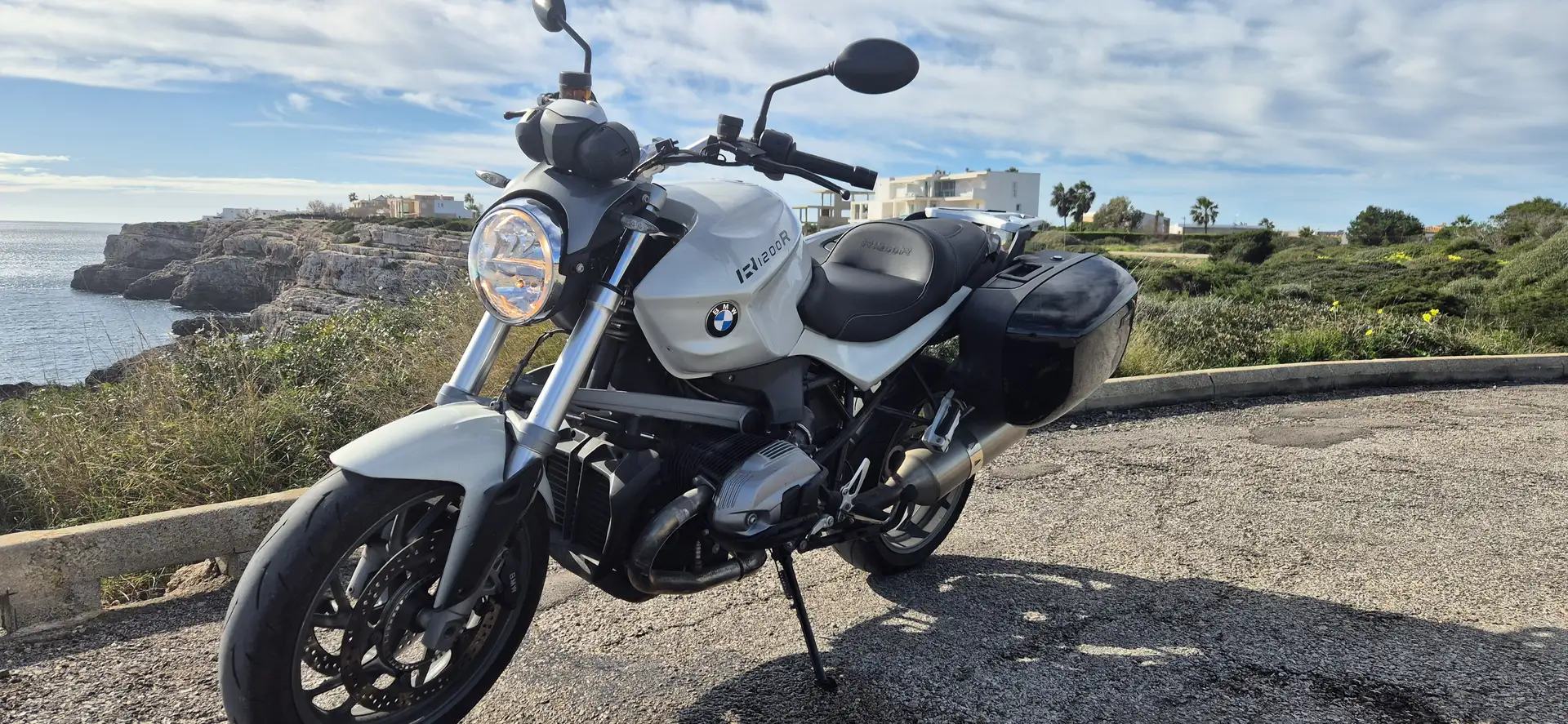 BMW R 1200 R Naked Blanco - 1