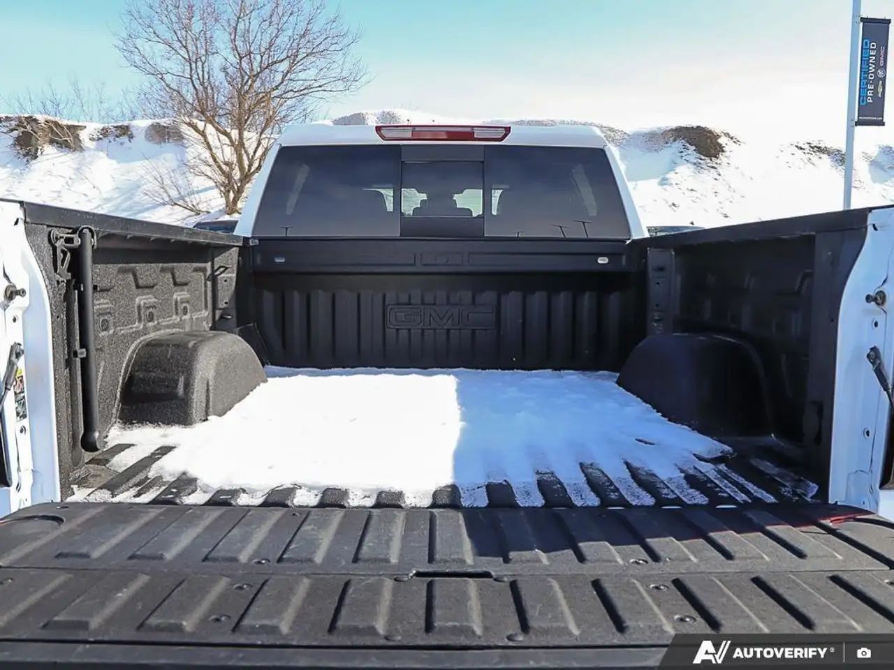GMC Sierra 1500 photo GMC Sierra 1500