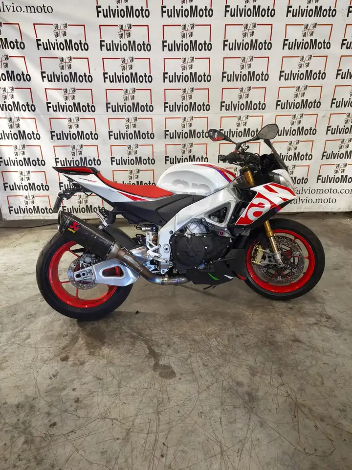 Aprilia Tuono