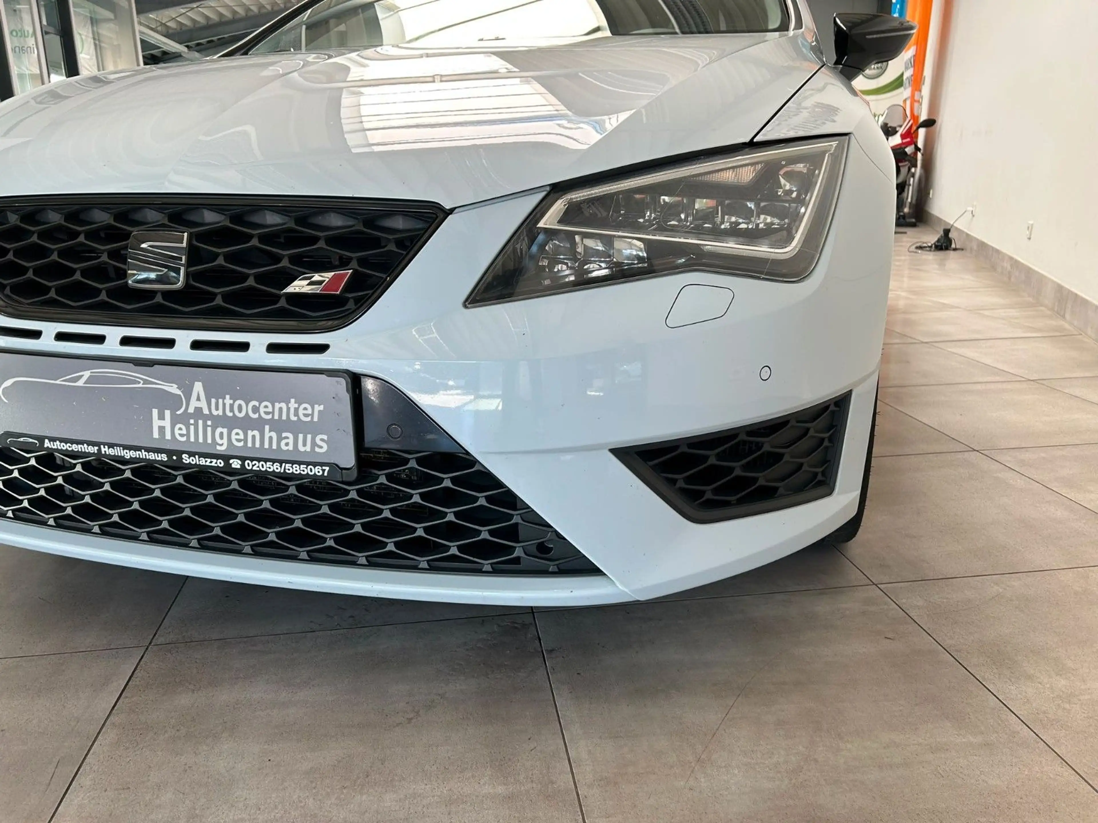 SEAT Leon SC Cupra 280 DSG Navi Alcantara Sound — photo 9