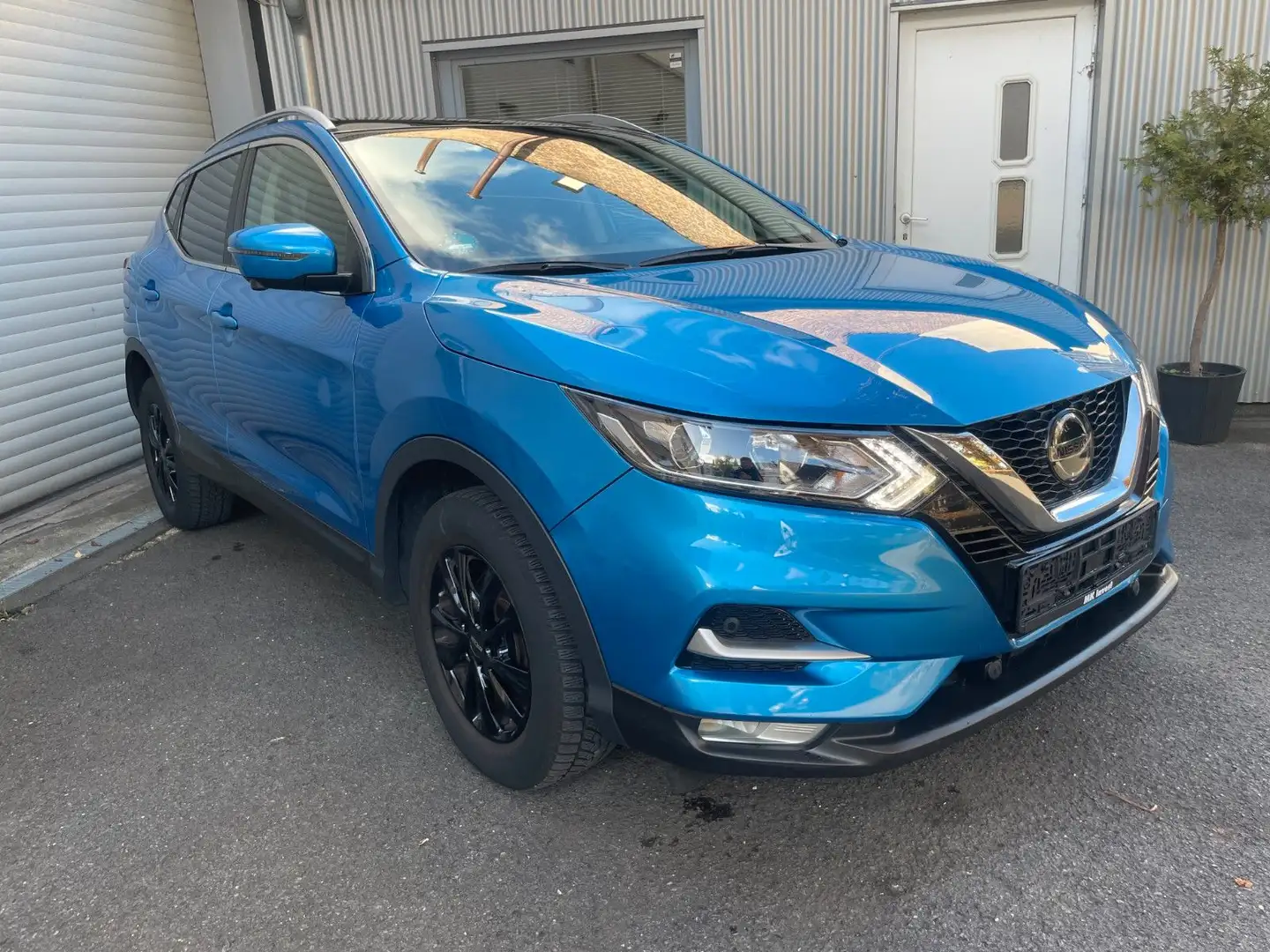 Nissan Qashqai Zama Panorama Automat PDC 360° SHZ AHK Синий - 1