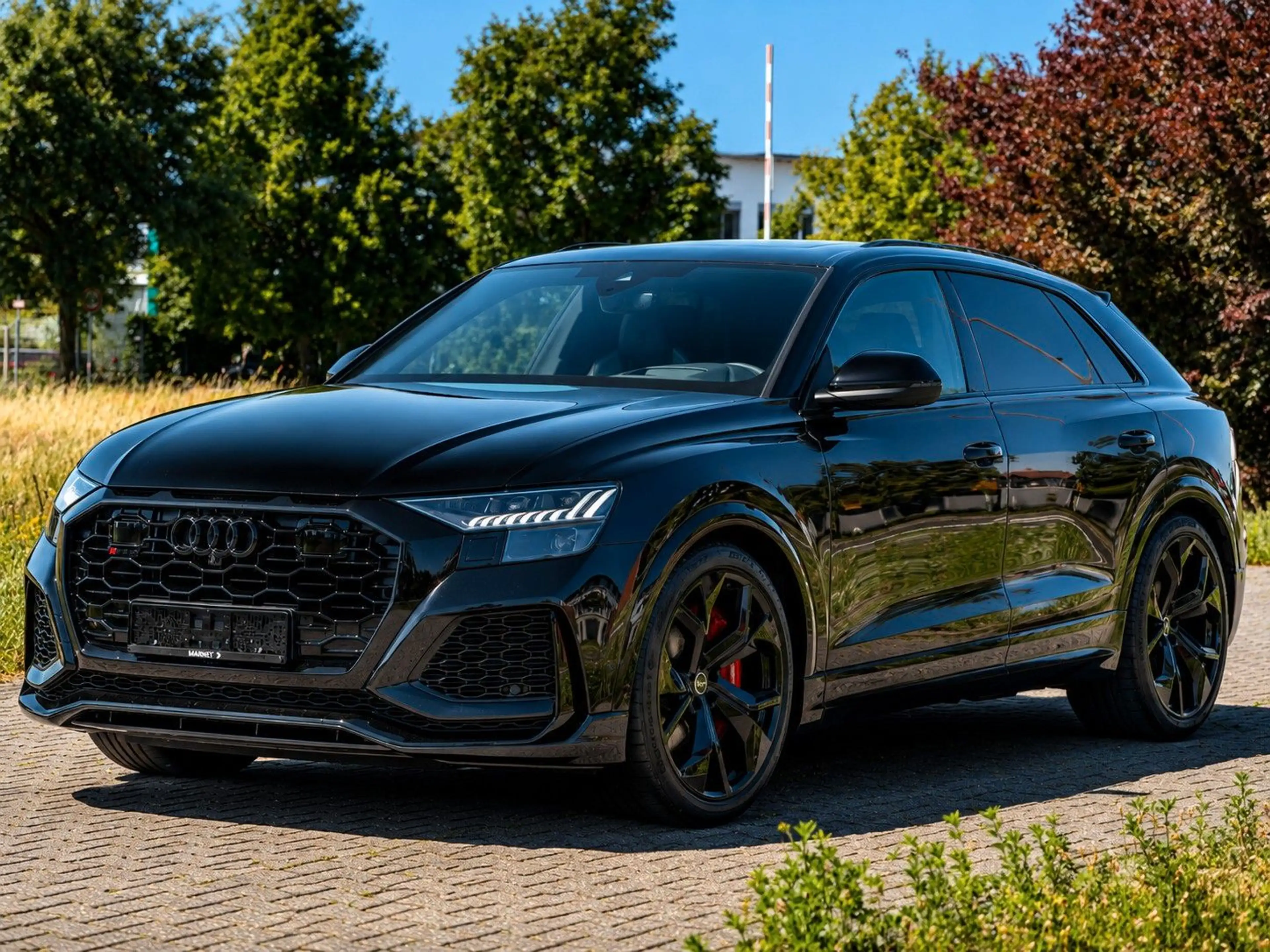Audi RS Q8 quattro *B&O*HUD*LUFT*360°MASSAGE*PANO*VOLL