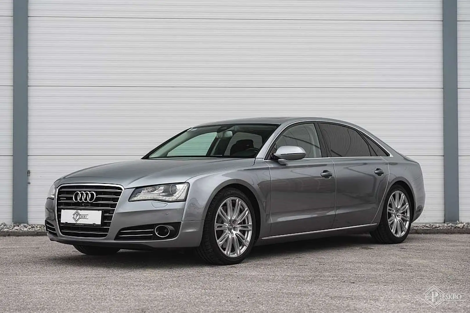 Audi A8 L Lang 4,2 TDI Quattro*ACC*BOSE*TOTWINKEL*CH... Grau - 2