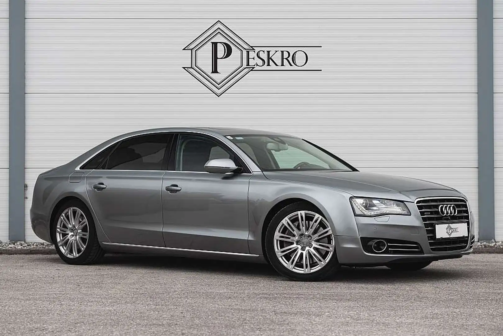 Audi A8 L Lang 4,2 TDI Quattro*ACC*BOSE*TOTWINKEL*CH... Grau - 1