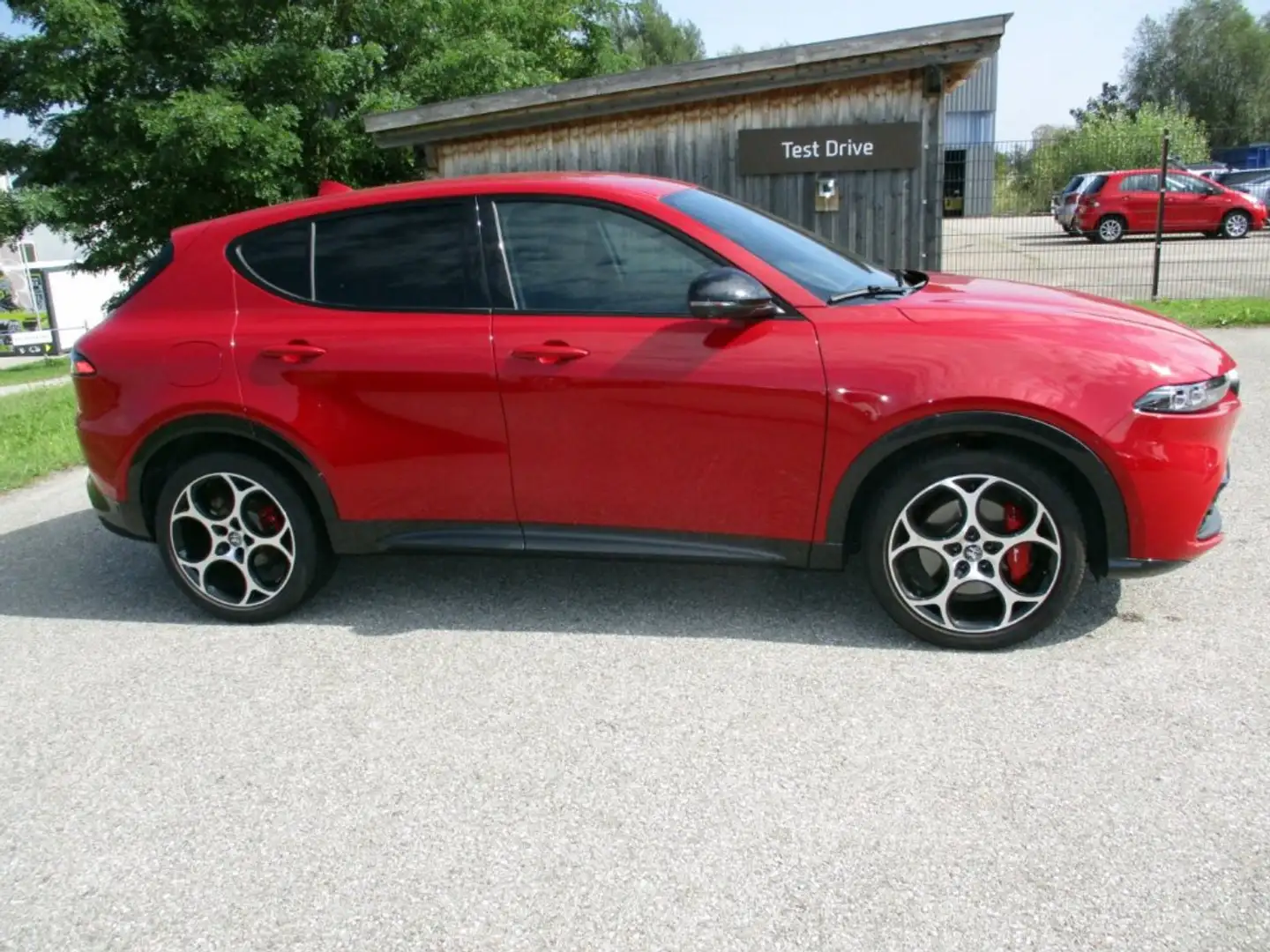 Alfa Romeo Tonale Edizione Speziale 1,5 T4 48V Hybrid DCT Rot - 2