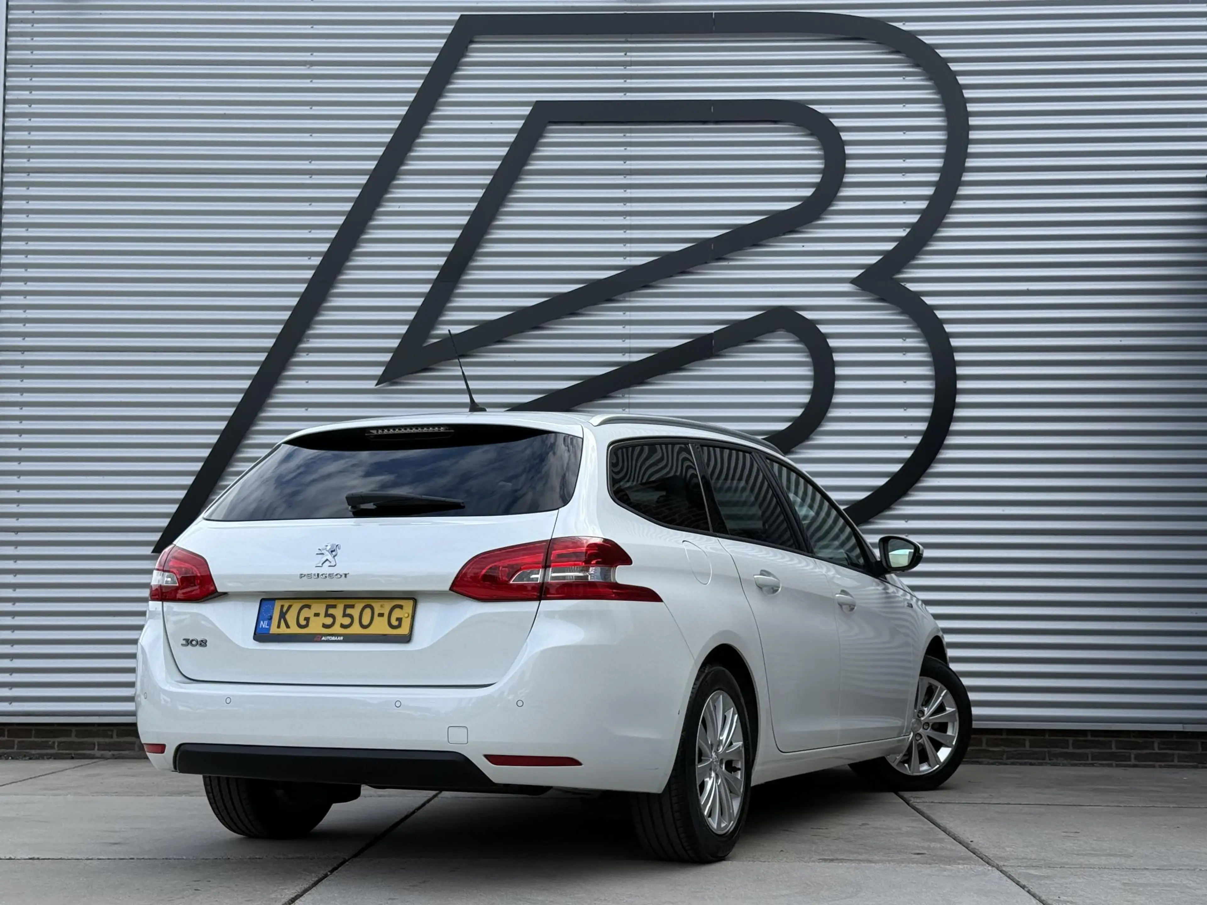 Peugeot 308 SW 1.2 PureTech Style 1e Eigenaar|Navi|Pano|PDC|Cl — photo 3
