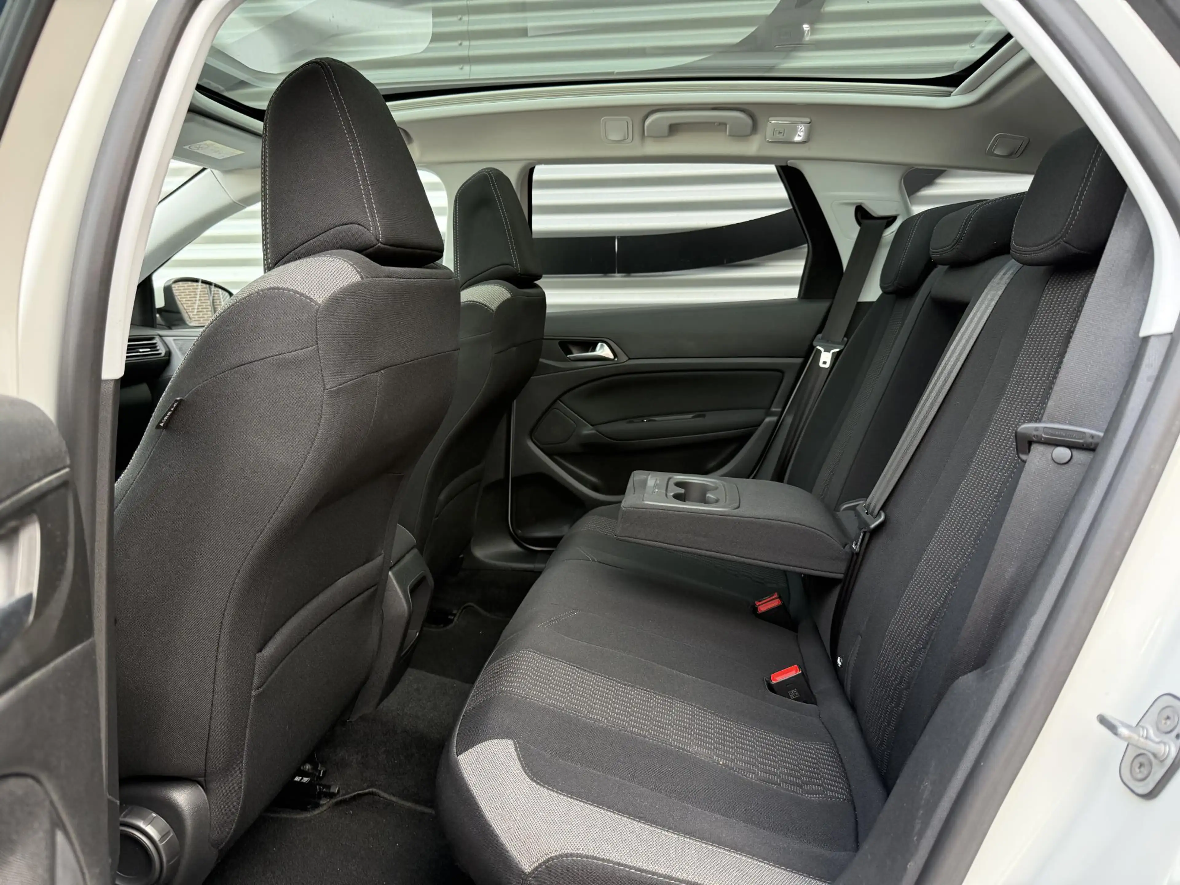 Peugeot 308 SW 1.2 PureTech Style 1e Eigenaar|Navi|Pano|PDC|Cl — photo 9