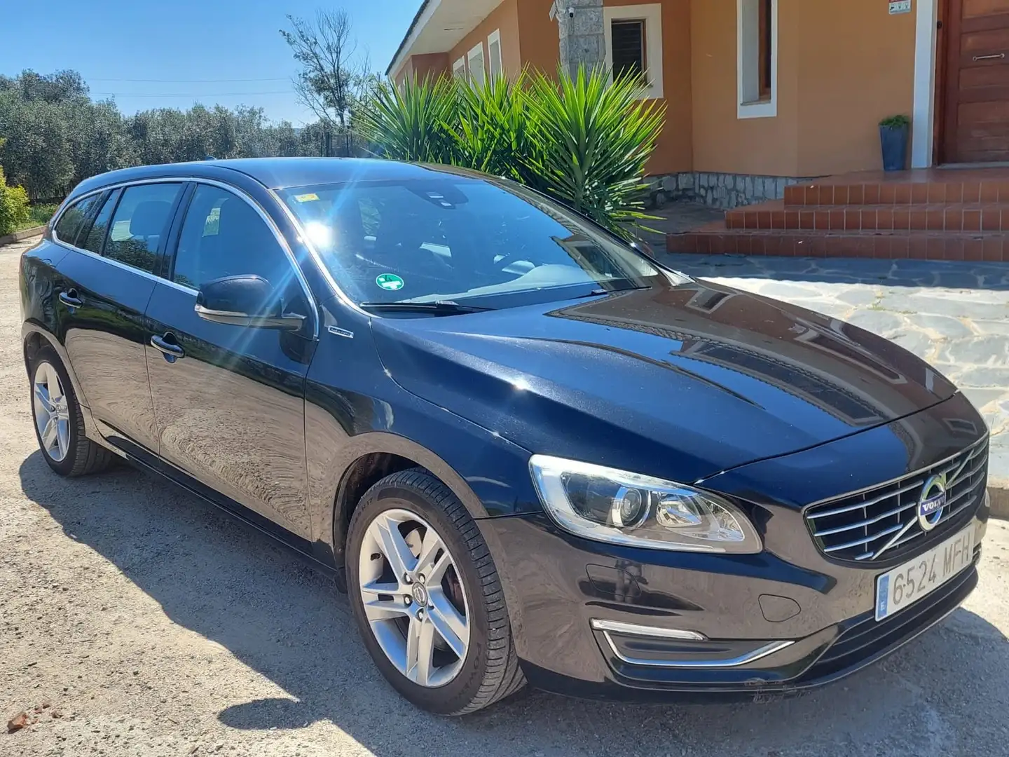 Volvo V60 V60 D6 Plug-in Hybrid AWD Aut. Negro - 2