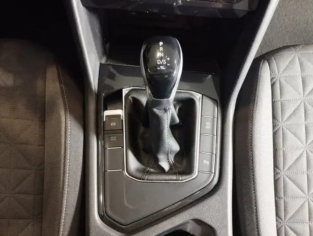 Volkswagen Tiguan view 7