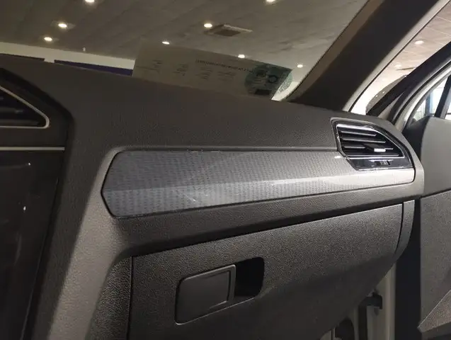 Volkswagen Tiguan view 9
