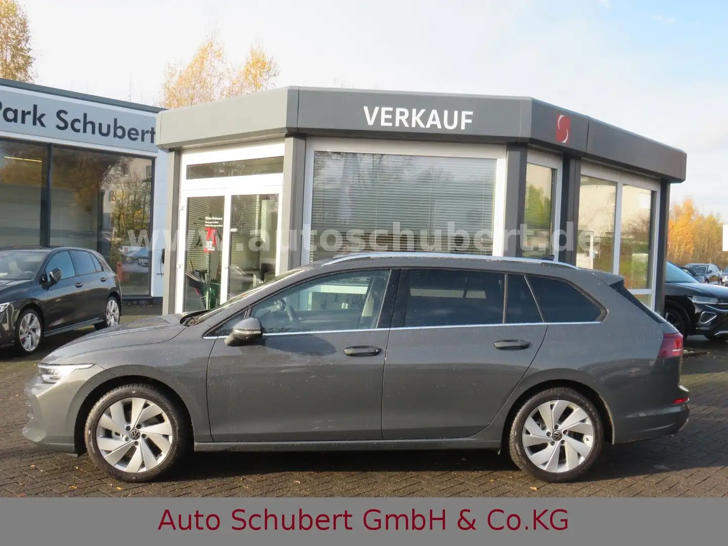 Volkswagen Golf VIII Variant 1.5 eTSI DSG Style Gris - 2