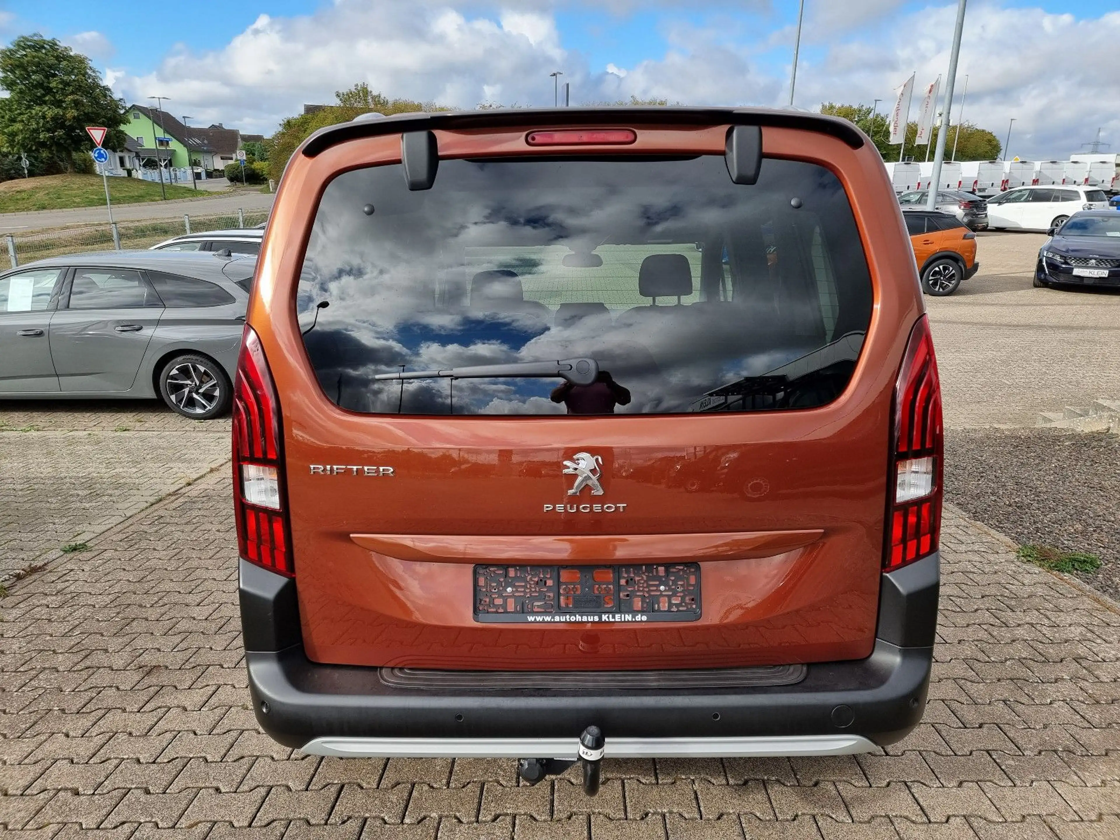 Peugeot Rifter Allure PureTech130 EAT8 KLIMA-CARPLAY-AHK — photo 5