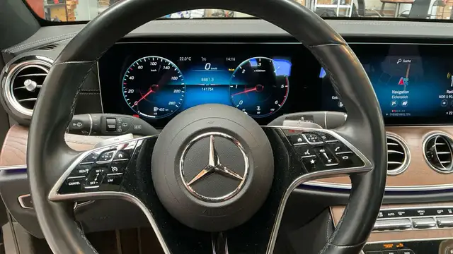 Mercedes-Benz E-Class view 10