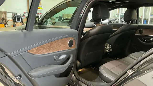 Mercedes-Benz E-Class view 14