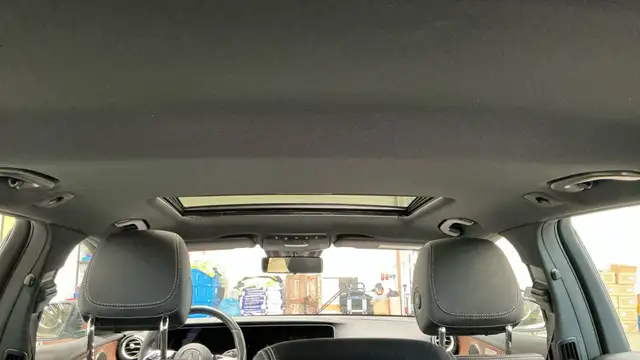 Mercedes-Benz E-Class view 15