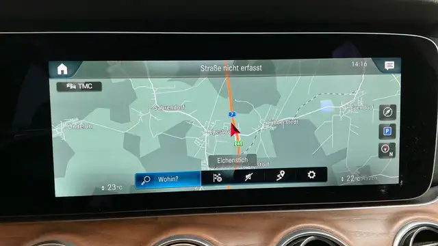Mercedes-Benz E-Class view 12