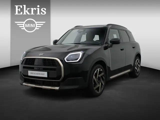 MINI Countryman C Favoured Trim + Pakket L + Panorama dak + Harman K