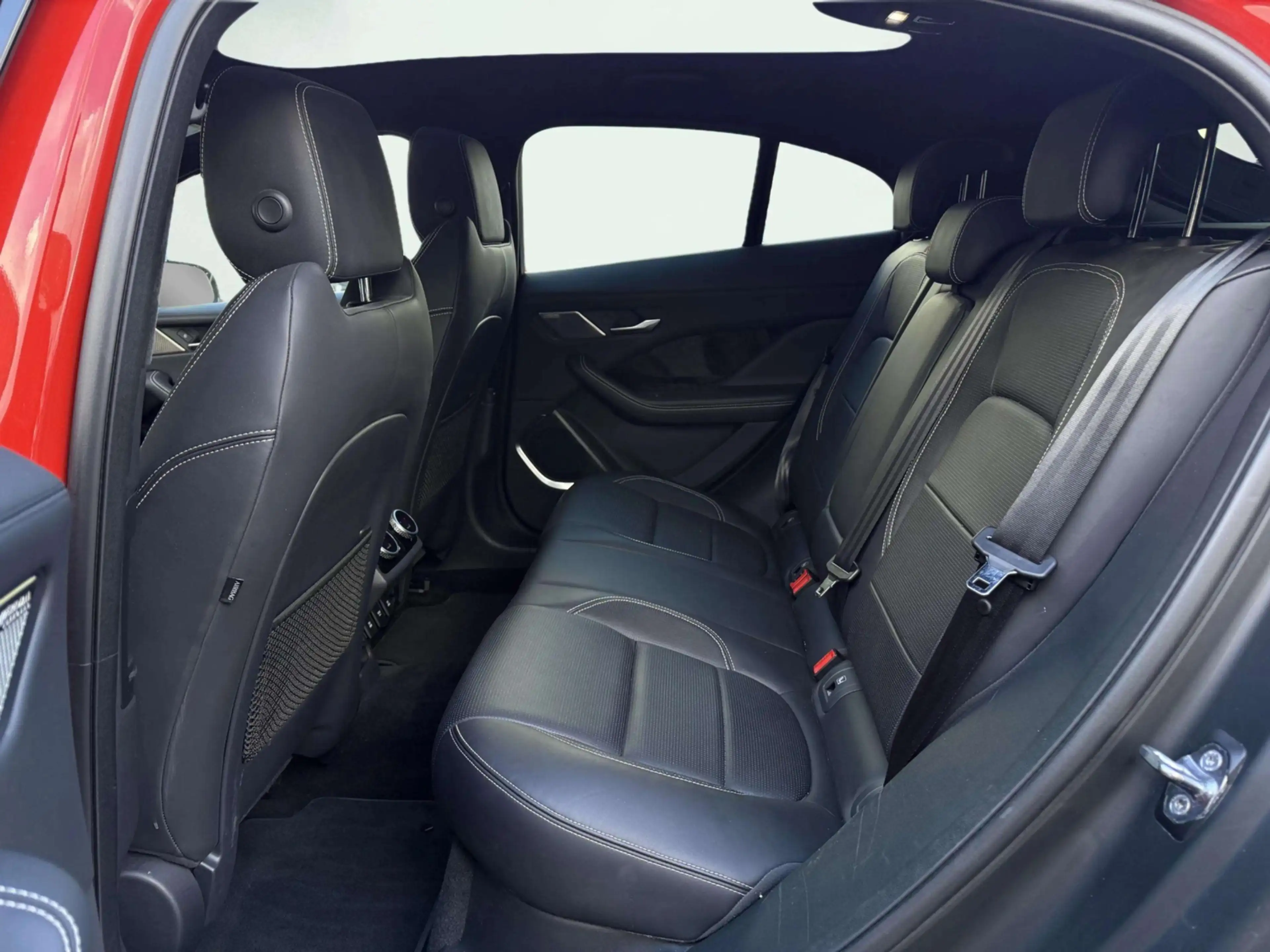 Jaguar I-Pace EV400 First Edition 90 kWh | SOH 86% | Panoramadak — photo 12