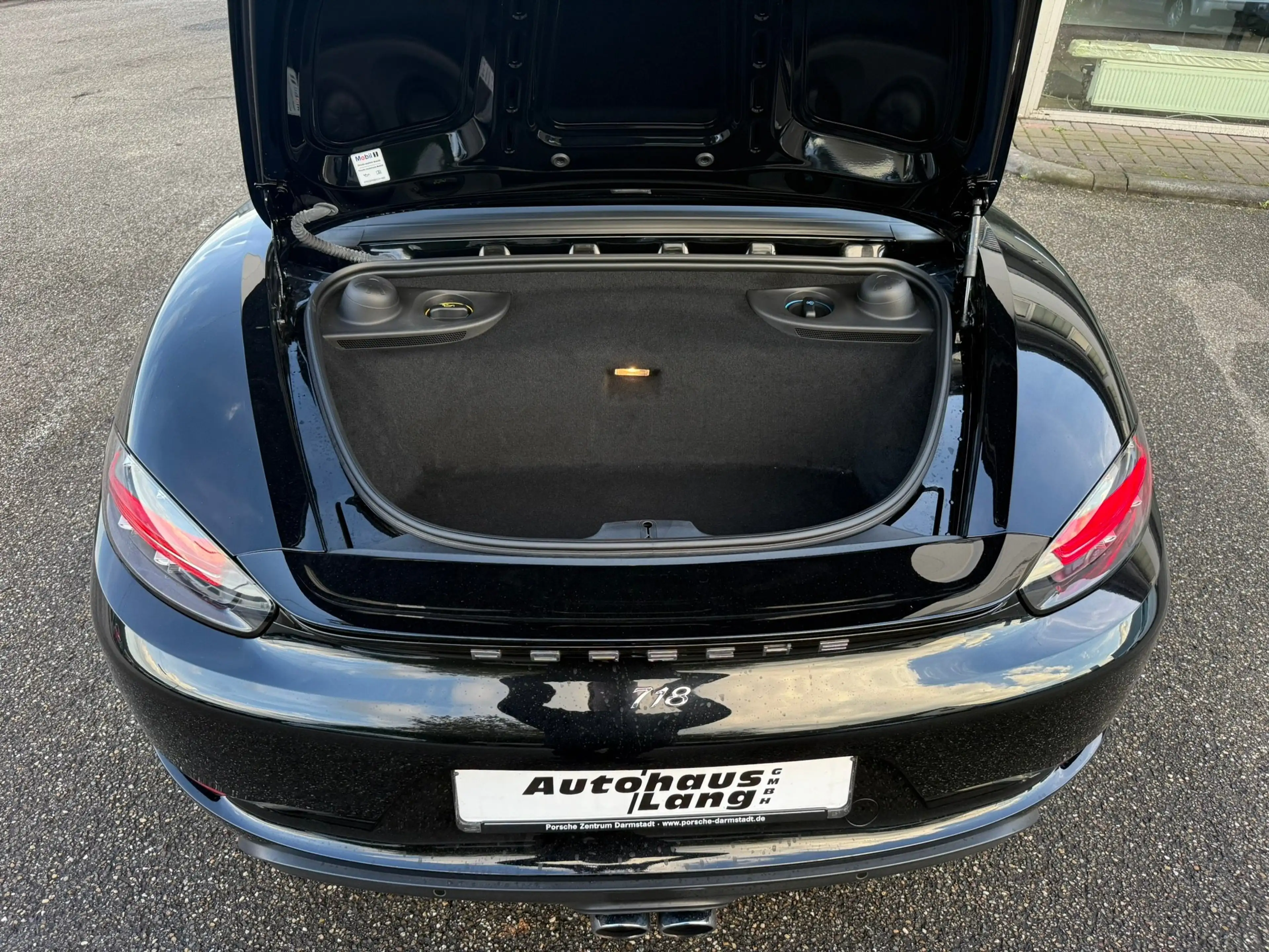 Porsche Boxster 718 — photo 10