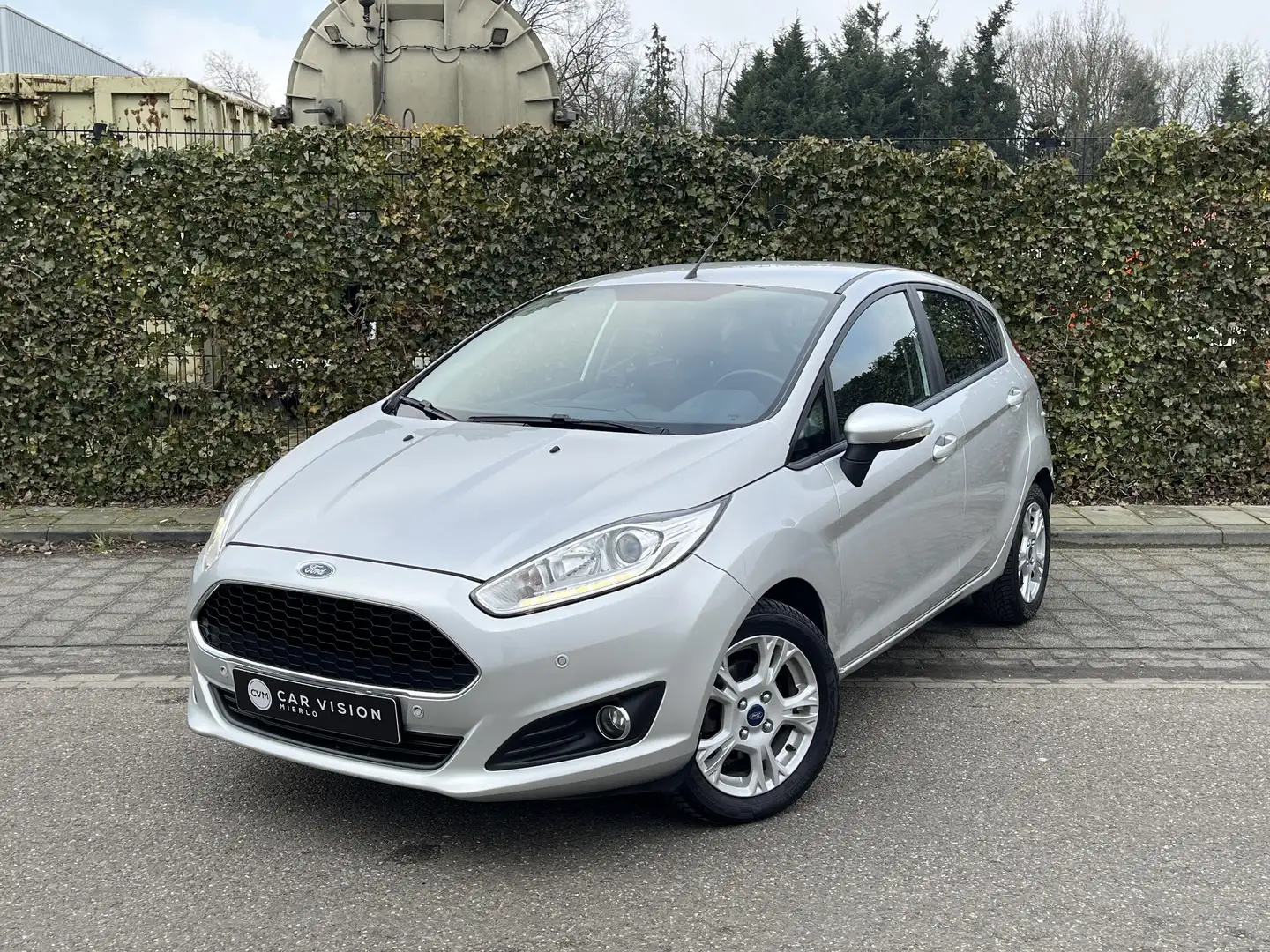 Ford Fiesta 1.0 Style Ultimate * Navi * Airco * Titanium * Gar Gris - 1