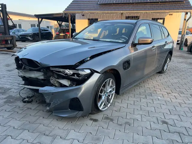 BMW 320 3 Touring 320 e xDrive